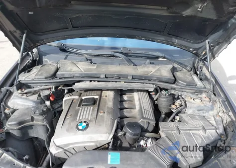 2006 BMW 330Xi from USA, damaged, VIN WBAVD33516KV63460